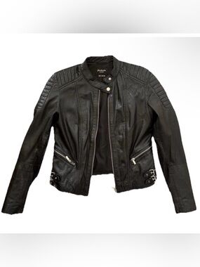 Stradivarius Genuine Black Leather Buckle Detail Zippered Moto Jacket Size Small